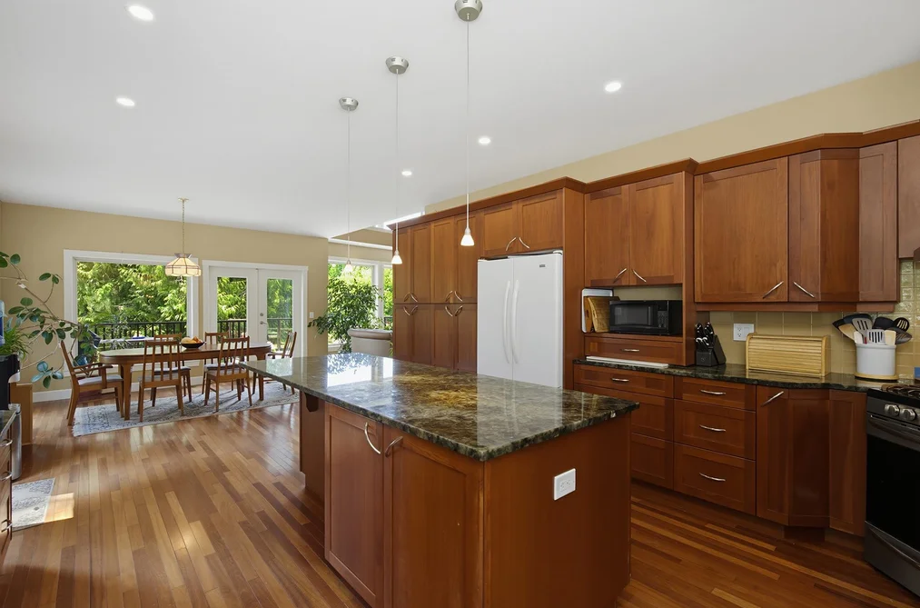 34328 WHITE AVENUE, Mission BC V2V 0B4, Mission BC — Residential for Sale — Photo 16 of 40