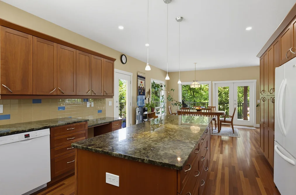 34328 WHITE AVENUE, Mission BC V2V 0B4, Mission BC — Residential for Sale — Photo 17 of 40