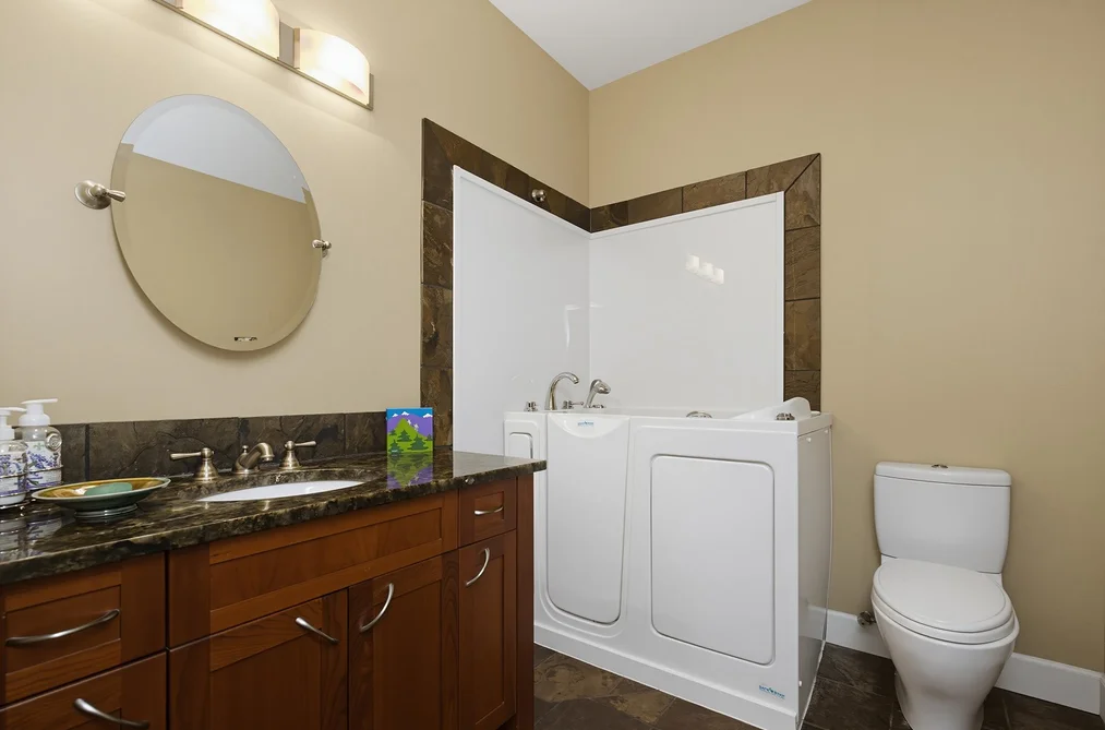 34328 WHITE AVENUE, Mission BC V2V 0B4, Mission BC — Residential for Sale — Photo 19 of 40