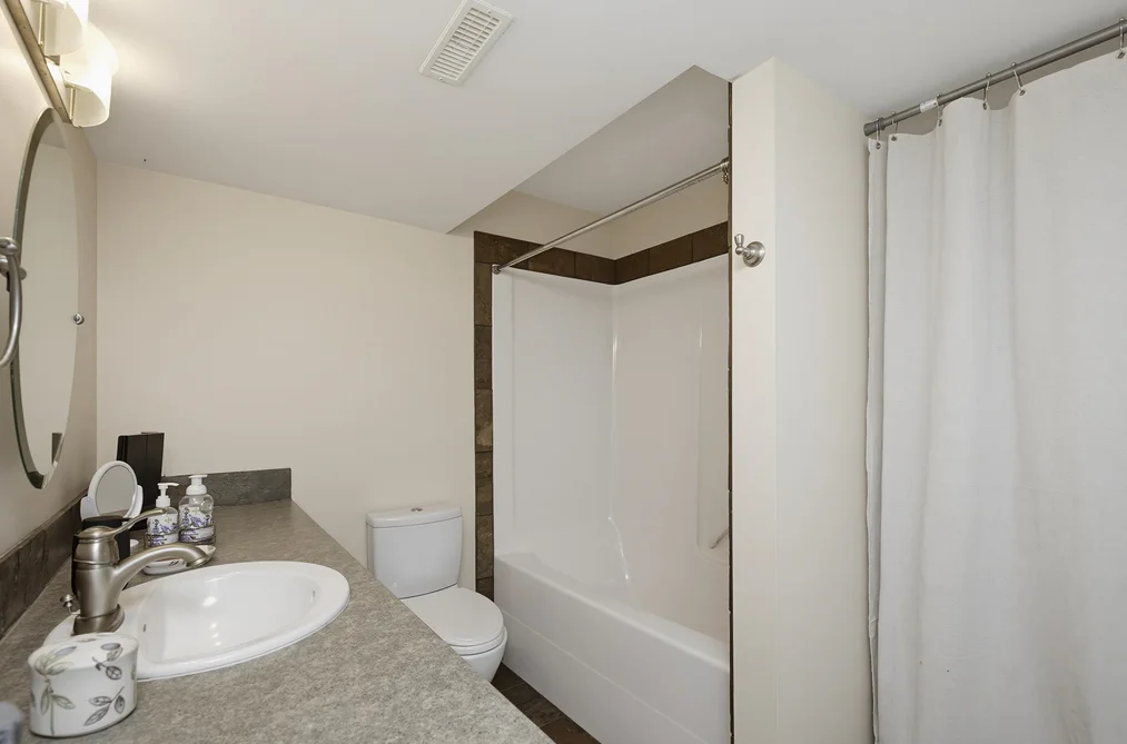34328 WHITE AVENUE, Mission BC V2V 0B4, Mission BC — Residential for Sale — Photo 30 of 40