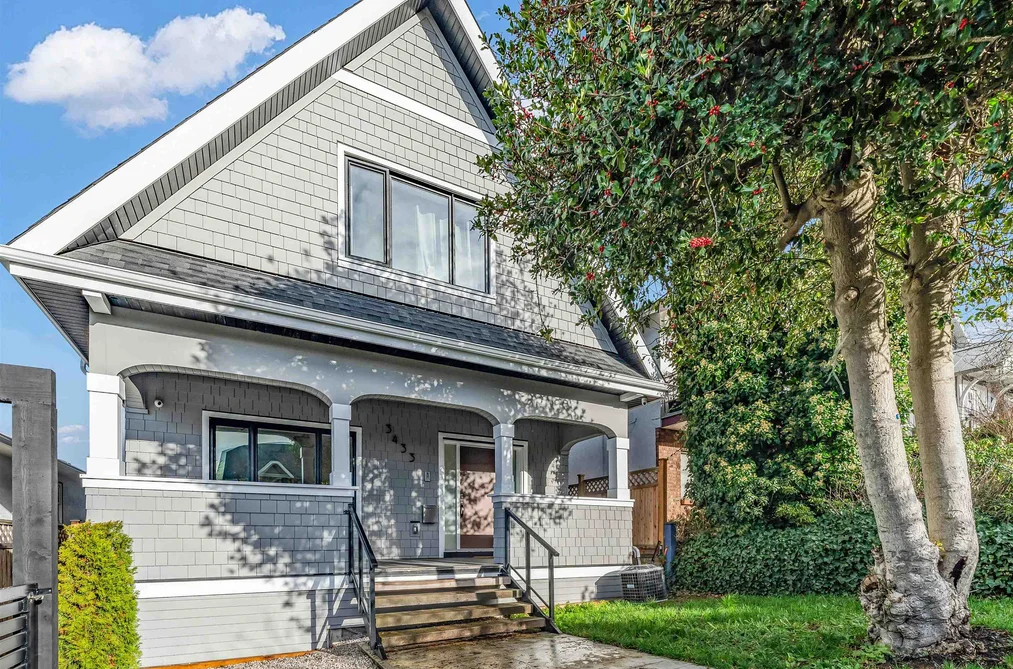Half Duplex for sale at 3433 Dundas Street Vancouver British Columbia - MLS: R3117625