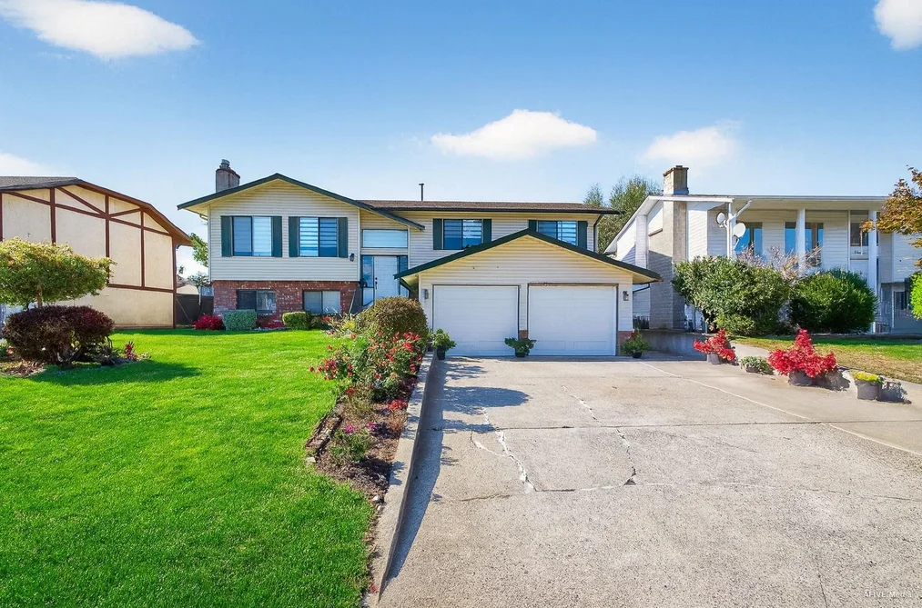 House for sale at 3443 Shuswap Terrace Abbotsford British Columbia - MLS: R3092924