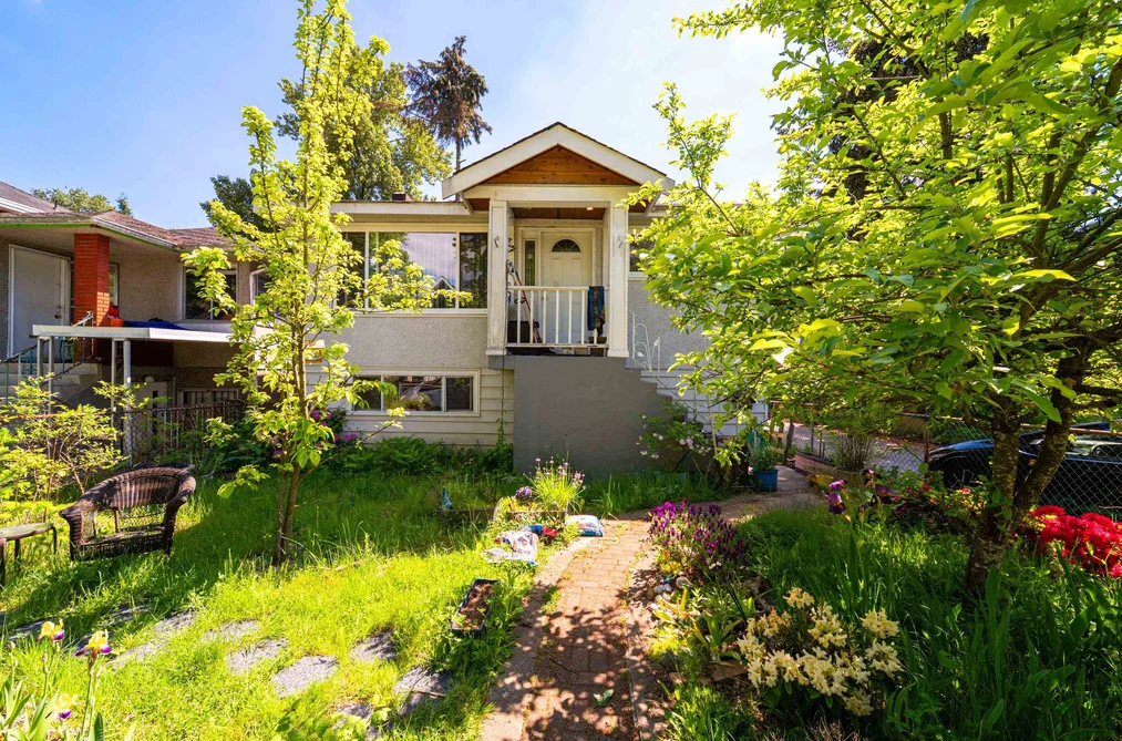 3446 WILLIAM STREET, Vancouver BC V5K 2Z6, Vancouver BC — Residential for Sale - Photo 2