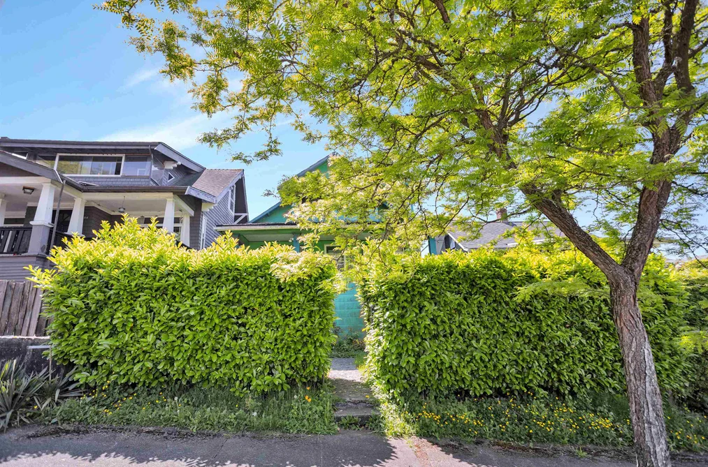 3450 OXFORD STREET, Vancouver BC V5K 1N9, Vancouver BC — Residential for Sale - Photo 4