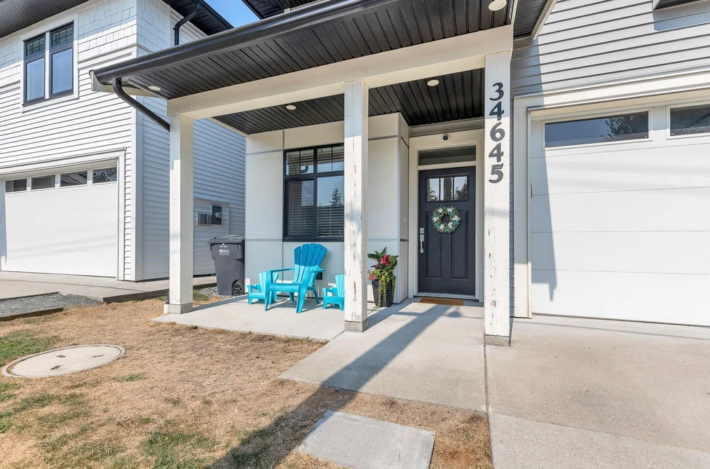 34645 3RD AVENUE, Abbotsford BC V2S 8B9, Abbotsford BC — Residential for Sale - Photo 2