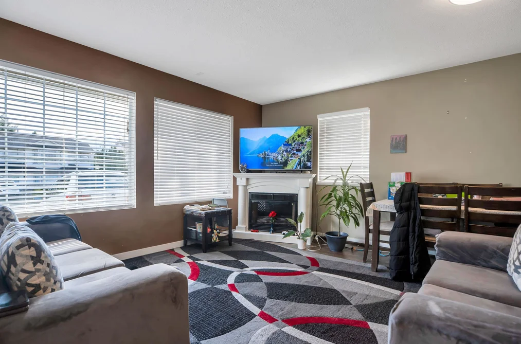 34655 BALDWIN ROAD, Abbotsford BC V2S 7H9, Abbotsford BC — Residential for Sale - Photo 2