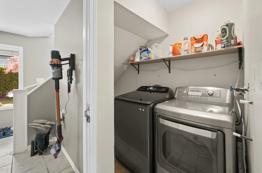 34671 IMMEL STREET, Abbotsford BC V2S 4T8, Abbotsford BC — Residential for Sale - Photo 7