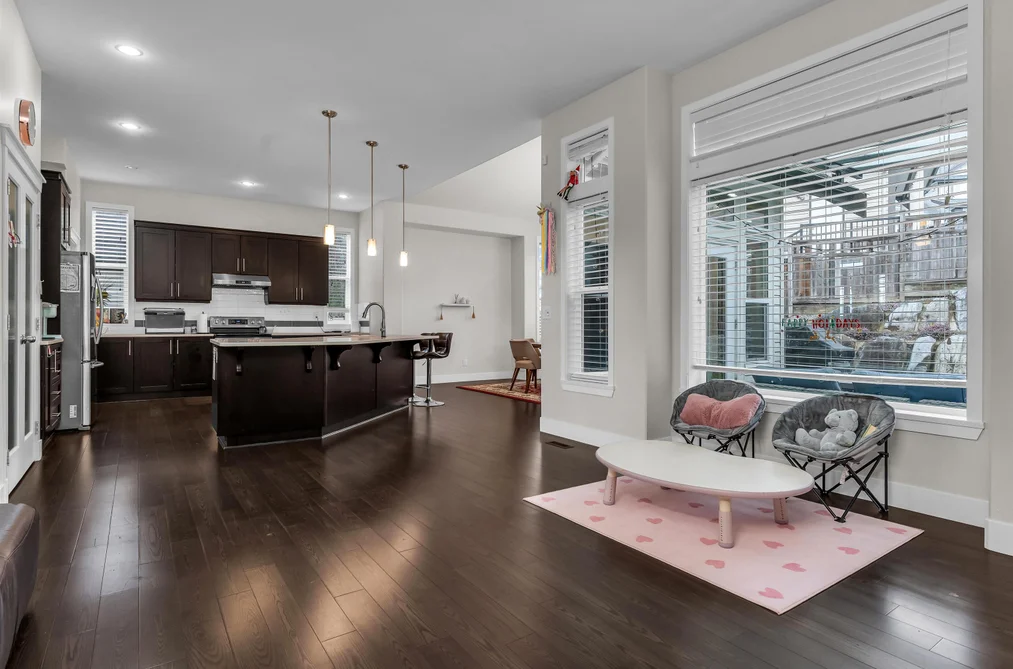 3469 Stephens Court, Coquitlam, BC - House for Sale - Photo 18 of 40 3469 Stephens Court, Coquitlam, BC - House for Sale - Photo 18 of 40