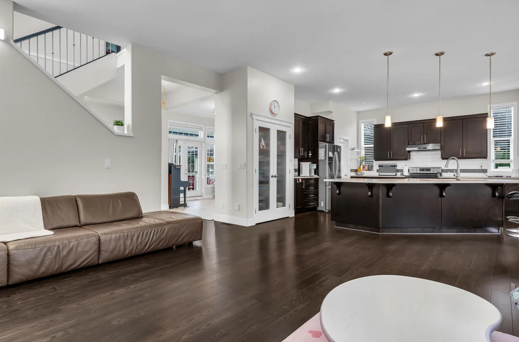 3469 Stephens Court, Coquitlam, BC - House for Sale - Photo 19 of 40 3469 Stephens Court, Coquitlam, BC - House for Sale - Photo 19 of 40