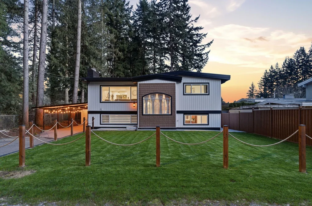 House for sale at 34694 Beverley Crescent Abbotsford British Columbia - MLS: R3105899