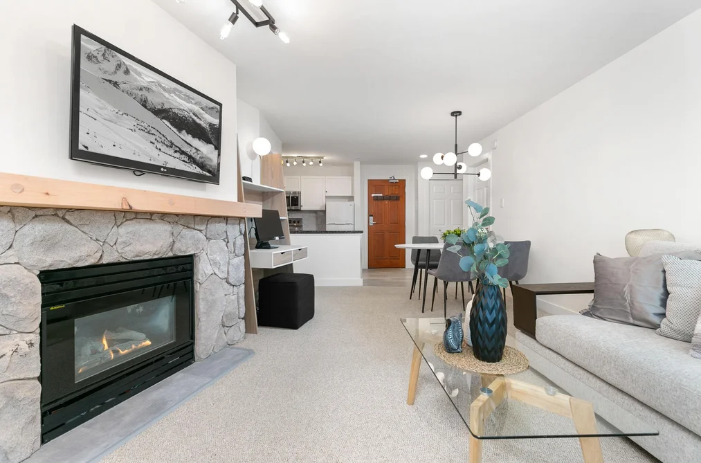 347 4800 SPEARHEAD DRIVE, Whistler BC V8E 1G1, Whistler BC — Residential for Sale - Photo 4