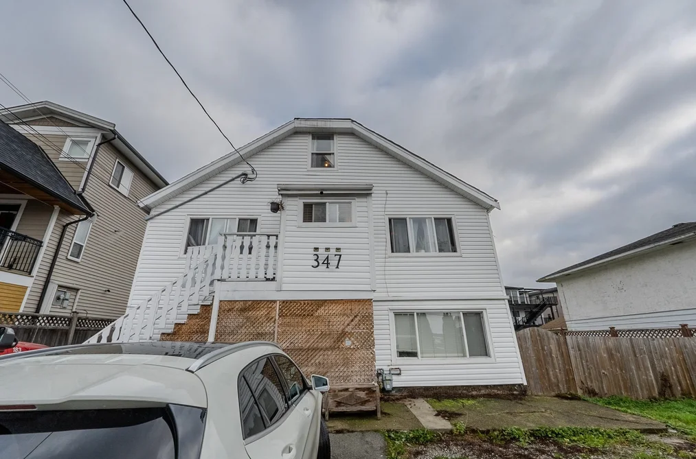 347 Pembina Street, New Westminster, BC - MLS: R3162280 - Photo 4 347 Pembina Street, New Westminster, BC - MLS: R3162280 - Photo 4
