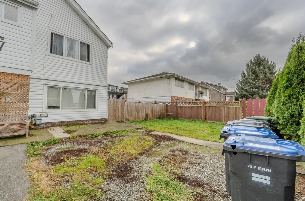 347 Pembina Street, New Westminster, BC - MLS: R3162280 - Photo 7 347 Pembina Street, New Westminster, BC - MLS: R3162280 - Photo 7