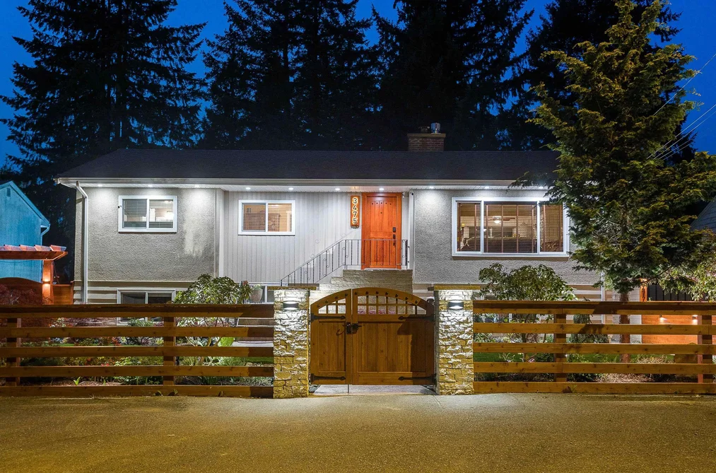 House for sale at 3475-3477 Raleigh Street Port Coquitlam British Columbia - MLS: R3147959