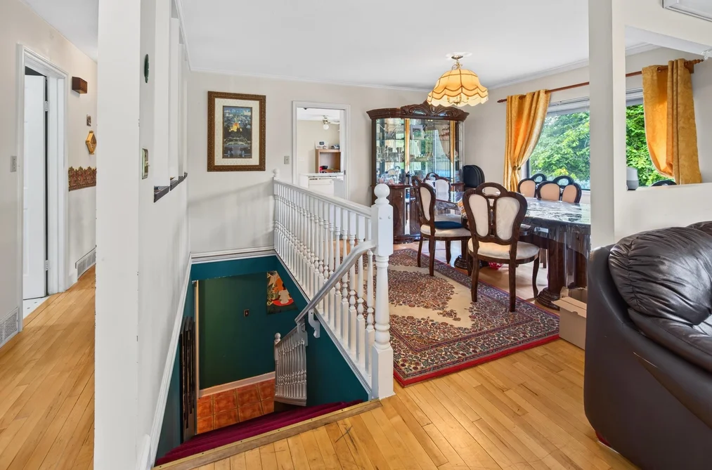 34757 Moffat Avenue, Mission, BC - MLS: R3162959 - Photo 4 34757 Moffat Avenue, Mission, BC - MLS: R3162959 - Photo 4