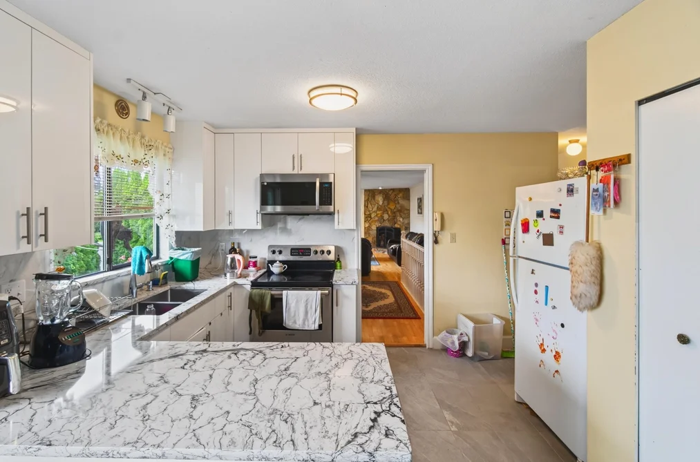 34757 Moffat Avenue, Mission, BC - MLS: R3162959 - Photo 8 34757 Moffat Avenue, Mission, BC - MLS: R3162959 - Photo 8