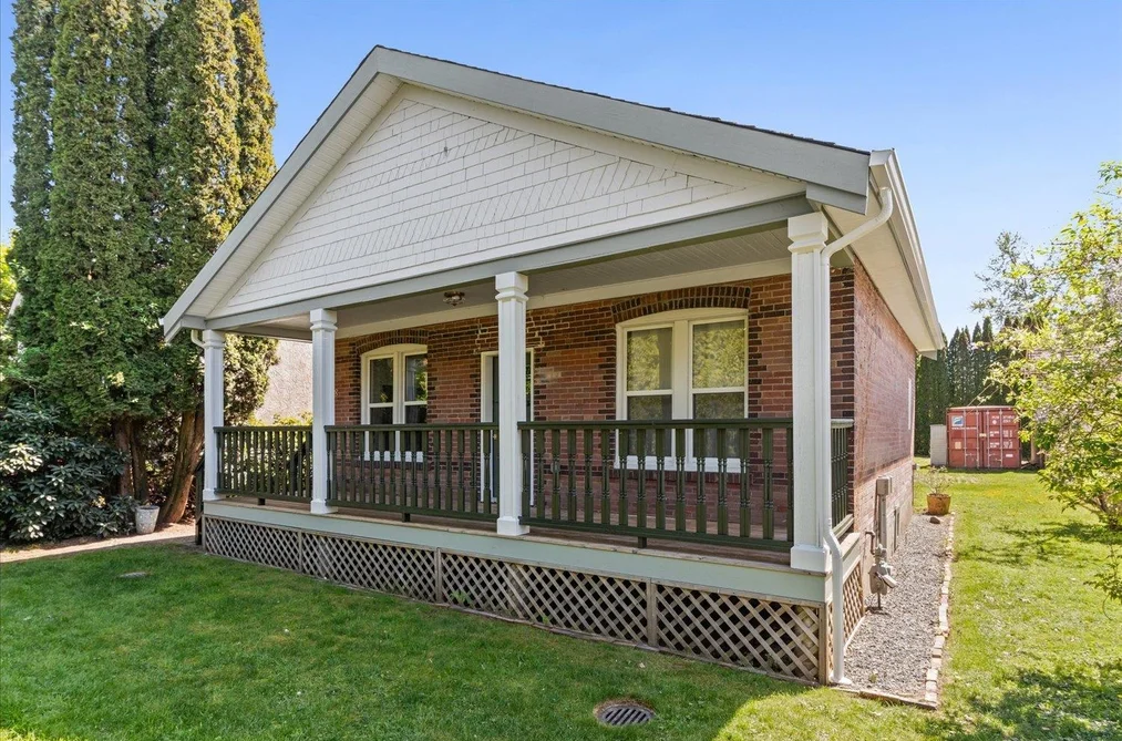 34758 CLAYBURN ROAD, Abbotsford BC V2S 7Y9, Abbotsford BC — Residential for Sale - Photo 2