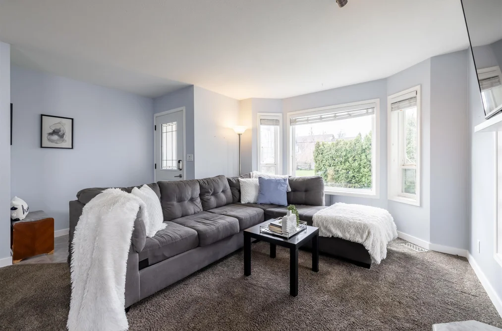 34775 2ND AVENUE, Abbotsford BC V2S 8C1, Abbotsford BC — Residential for Sale - Photo 2