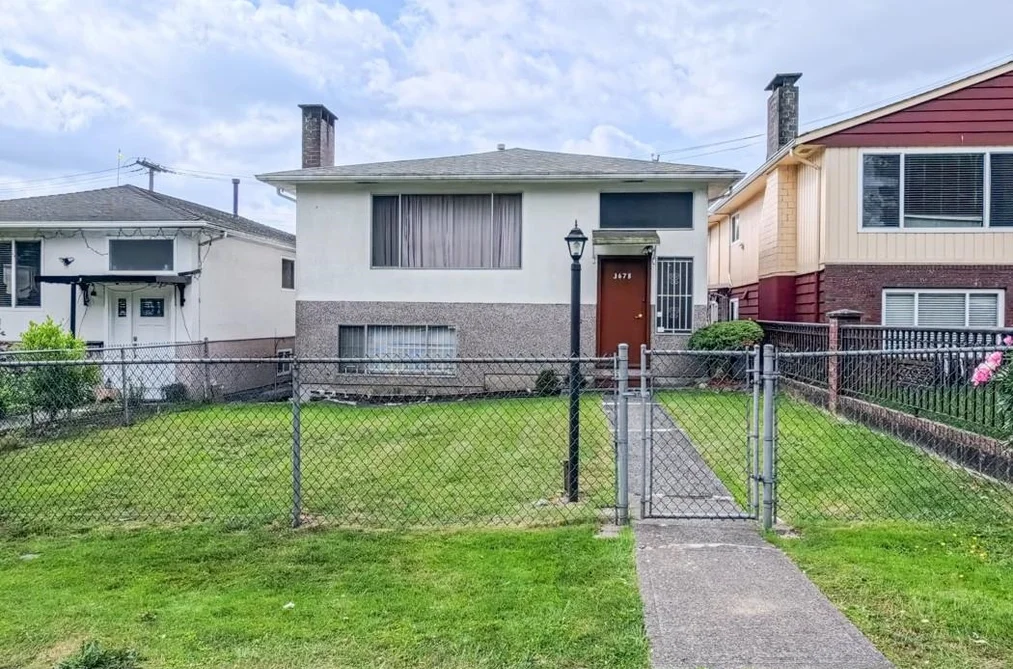 House for sale at 3478 E 2nd Avenue Vancouver British Columbia - MLS: R3130276