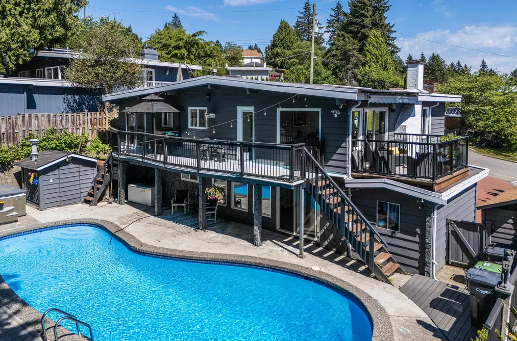 House for sale at 348 Seaforth Crescent Coquitlam British Columbia - MLS: R3128216