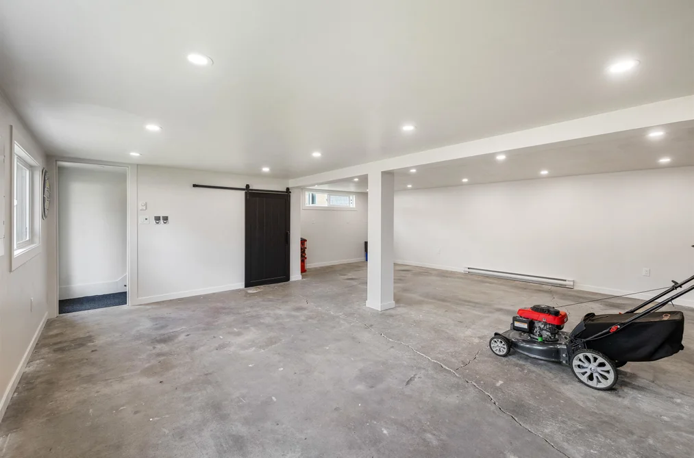 34850 CLAYBURN ROAD, Abbotsford BC V2S 7Y9, Abbotsford BC — Residential for Sale — Photo 31 of 37