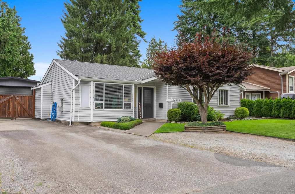 House for sale at 34855 Laburnum Avenue Abbotsford British Columbia - MLS: R3166873