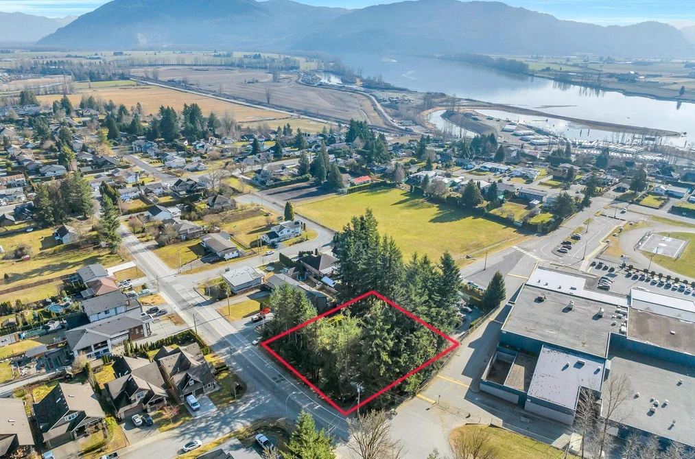 Property for sale at 34870 Dewdney Trunk Road Mission British Columbia - MLS: R3040426