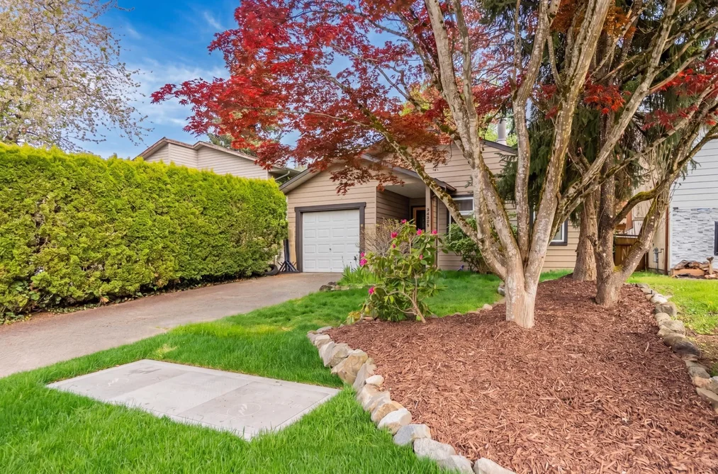 34899 GLENN MOUNTAIN DRIVE, Abbotsford BC V3G 1C2, Abbotsford BC — Residential for Sale - Photo 2