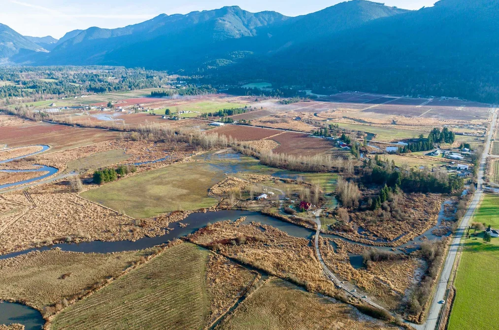 34995 DALE ROAD, Mission BC V2V 0B7, Mission BC — Residential for Sale - Photo 2