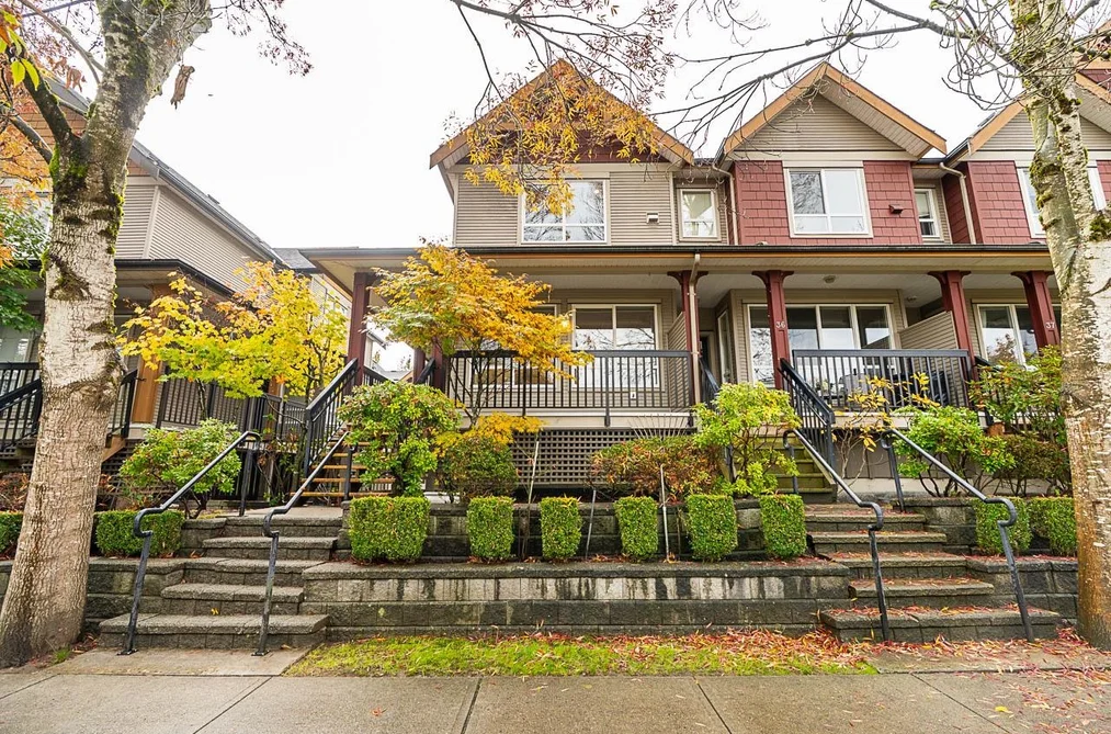 35 - 16772 61 Avenue, Surrey, BC - MLS: R3179725 - Photo 2 35 - 16772 61 Avenue, Surrey, BC - MLS: R3179725 - Photo 2