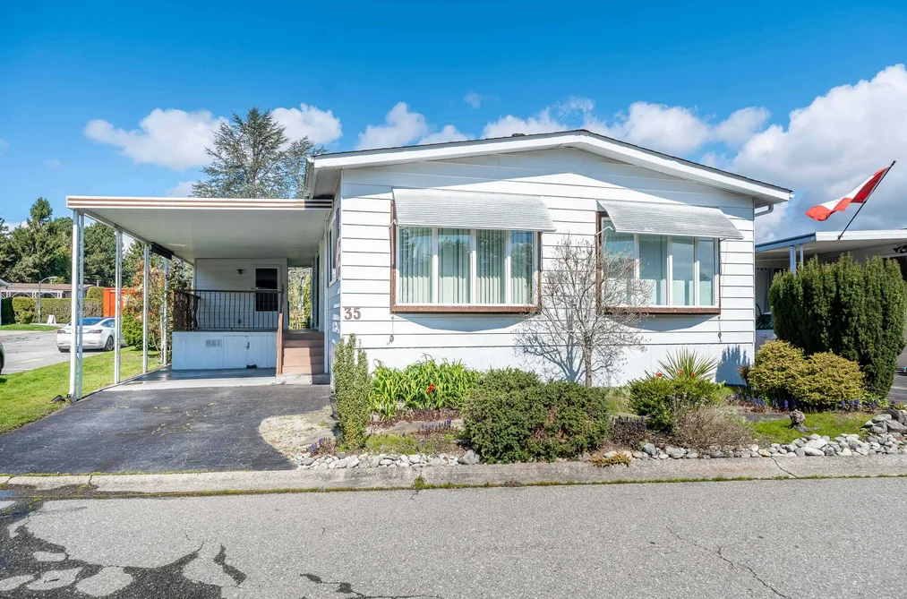 35 2120 KING GEORGE BOULEVARD, Surrey BC V4A 6Y8, Surrey BC — Residential for Sale - Photo 2