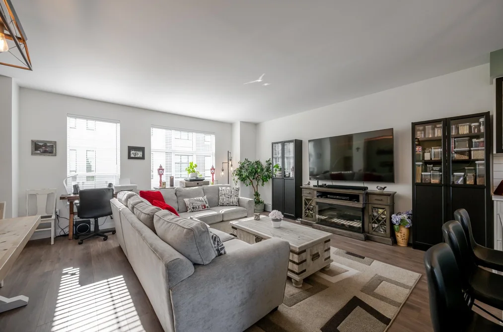 35 2774 MONTROSE AVENUE, Abbotsford BC V2S 0N4, Abbotsford BC — Residential for Sale - Photo 3