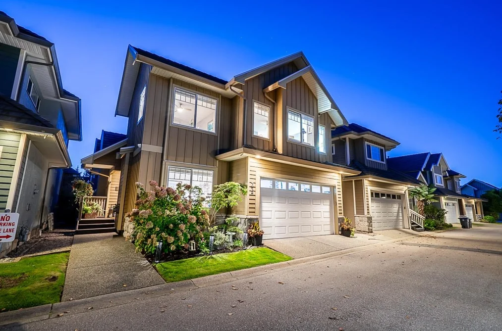 House for sale at 35 3363 Rosemary Heights Crescent Surrey British Columbia - MLS: R3110333