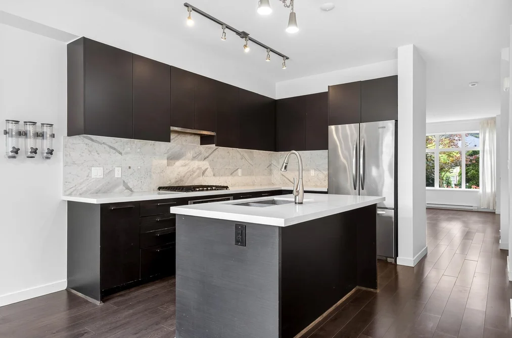35 3400 DEVONSHIRE AVENUE, Coquitlam BC V3E 0L1, Coquitlam BC — Residential for Sale — Photo 14 of 40
