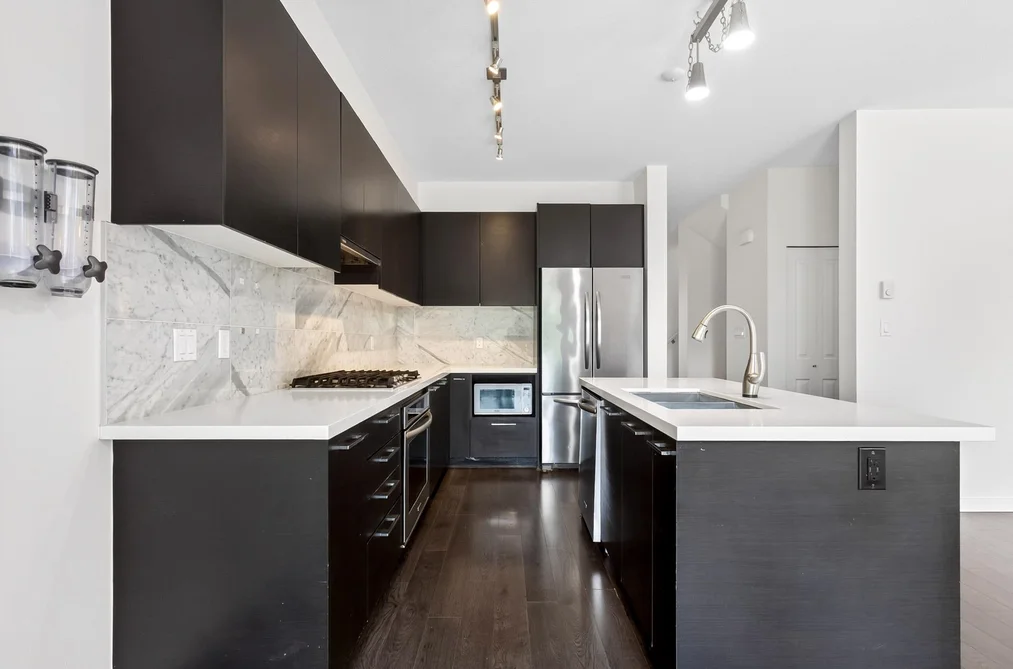 35 3400 DEVONSHIRE AVENUE, Coquitlam BC V3E 0L1, Coquitlam BC — Residential for Sale — Photo 15 of 40