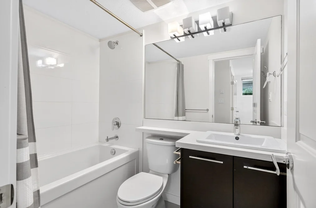 35 3400 DEVONSHIRE AVENUE, Coquitlam BC V3E 0L1, Coquitlam BC — Residential for Sale — Photo 32 of 40