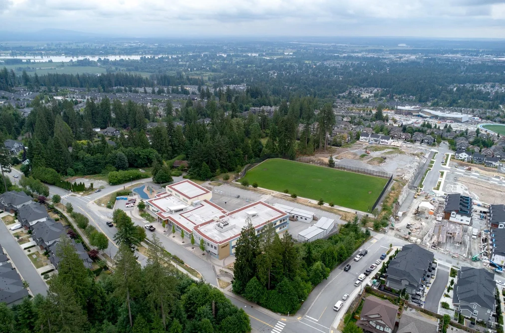 35 3400 DEVONSHIRE AVENUE, Coquitlam BC V3E 0L1, Coquitlam BC — Residential for Sale — Photo 37 of 40