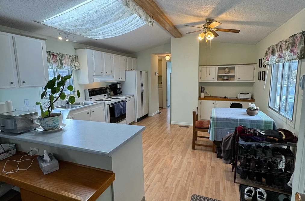 35 4116 BROWNING ROAD, Sechelt BC V7Z 0A3, Sechelt BC — Residential for Sale - Photo 3