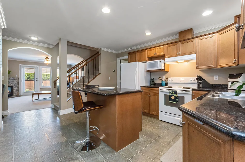 35 6449 BLACKWOOD LANE, Chilliwack BC V2R 5X5, Chilliwack BC — Residential for Sale — Photo 7 of 25