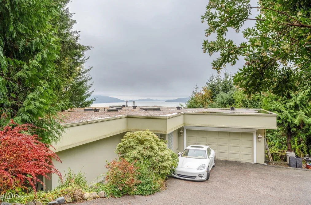 350 KELVIN GROVE WAY, Lions Bay BC V0N 2E0, Lions Bay BC — Residential for Sale - Photo 3