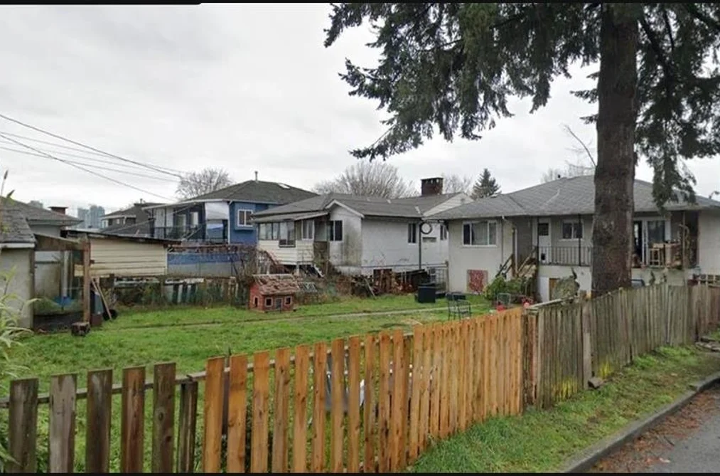 3507 MONMOUTH AVENUE, Vancouver BC V5R 5S1, Vancouver BC — Residential for Sale - Photo 2