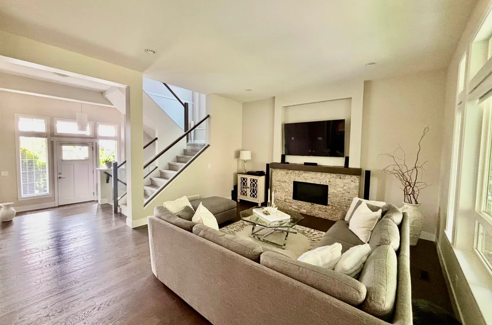 3509 Bishop Place, Coquitlam, BC - MLS: R3162334 - Photo 8 3509 Bishop Place, Coquitlam, BC - MLS: R3162334 - Photo 8