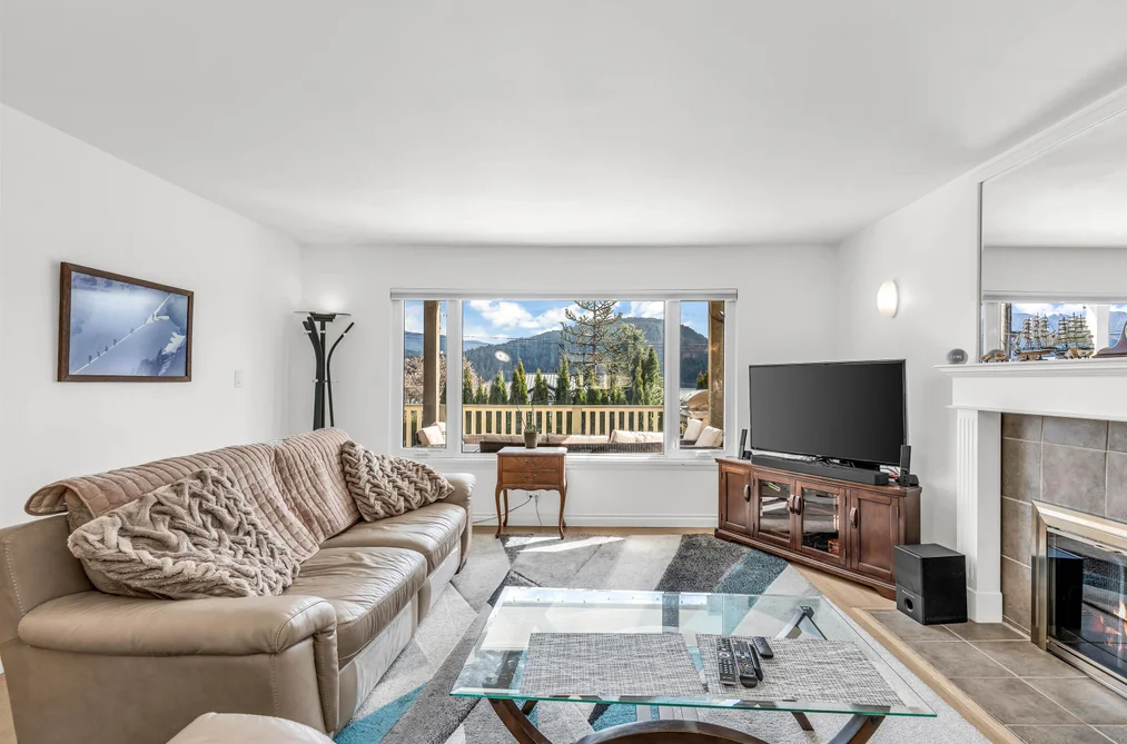 351 BEACHVIEW DRIVE, North Vancouver BC V7G 1P5, North Vancouver BC — Residential for Sale - Photo 6