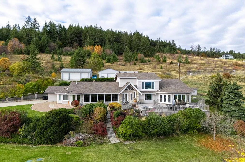 House for sale at 3510 Gates Road No City Value British Columbia - MLS: R3117413