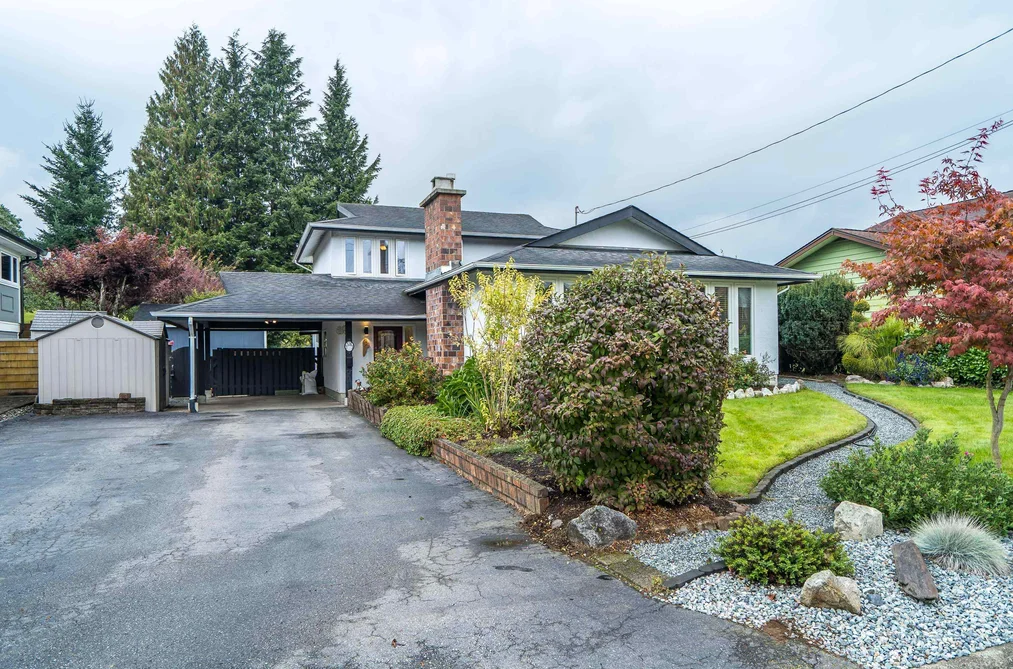 House for sale at 35183 Ewert Avenue Mission British Columbia - MLS: R3113173