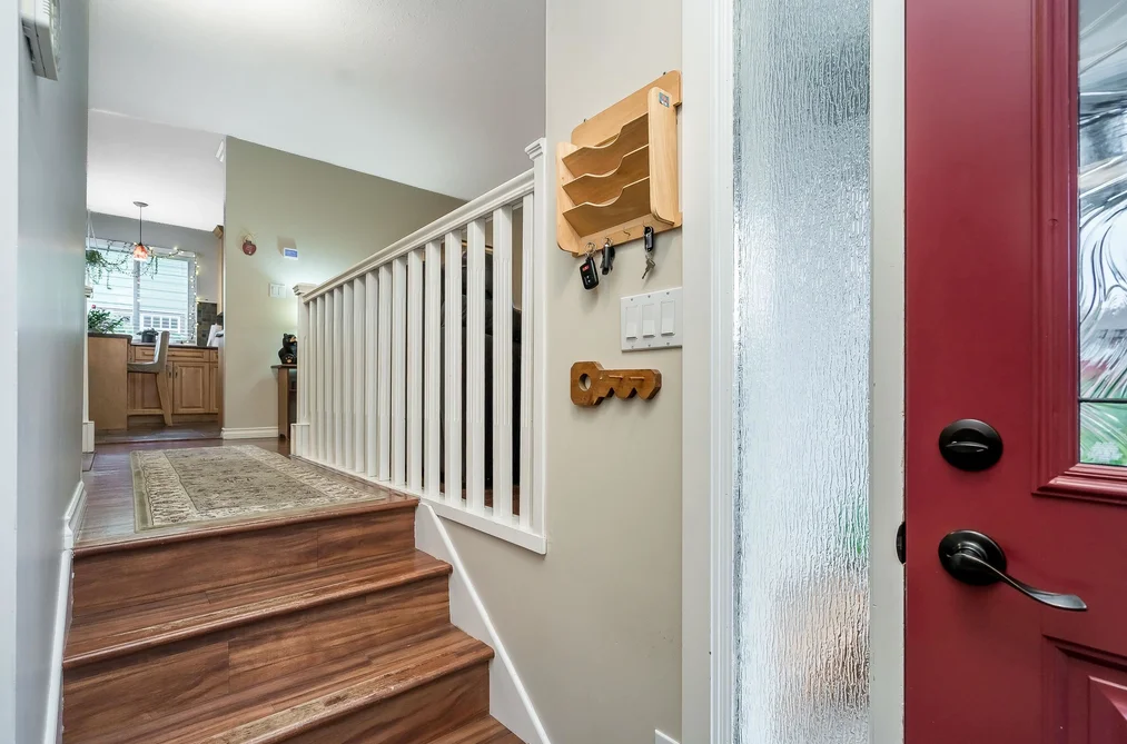 35183 EWERT AVENUE, Mission BC V2V 6S7, Mission BC — Residential for Sale - Photo 3