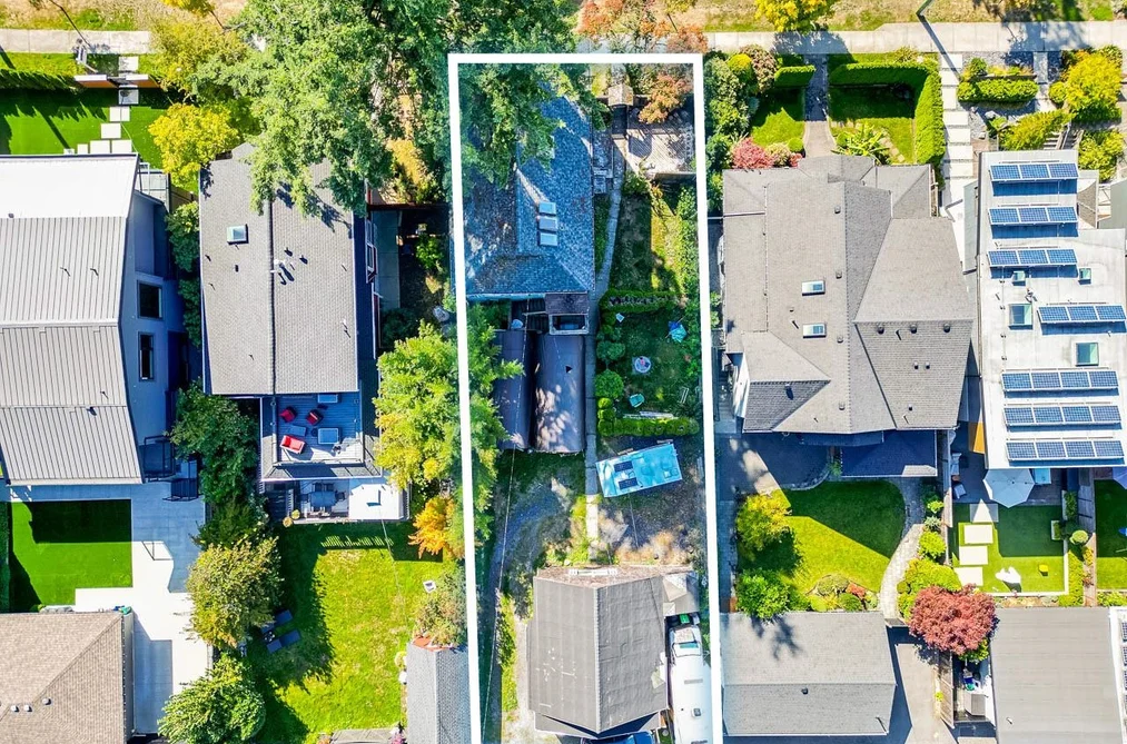 352 W 15TH STREET, North Vancouver BC V7M 1S5, North Vancouver BC — Residential for Sale - Photo 4