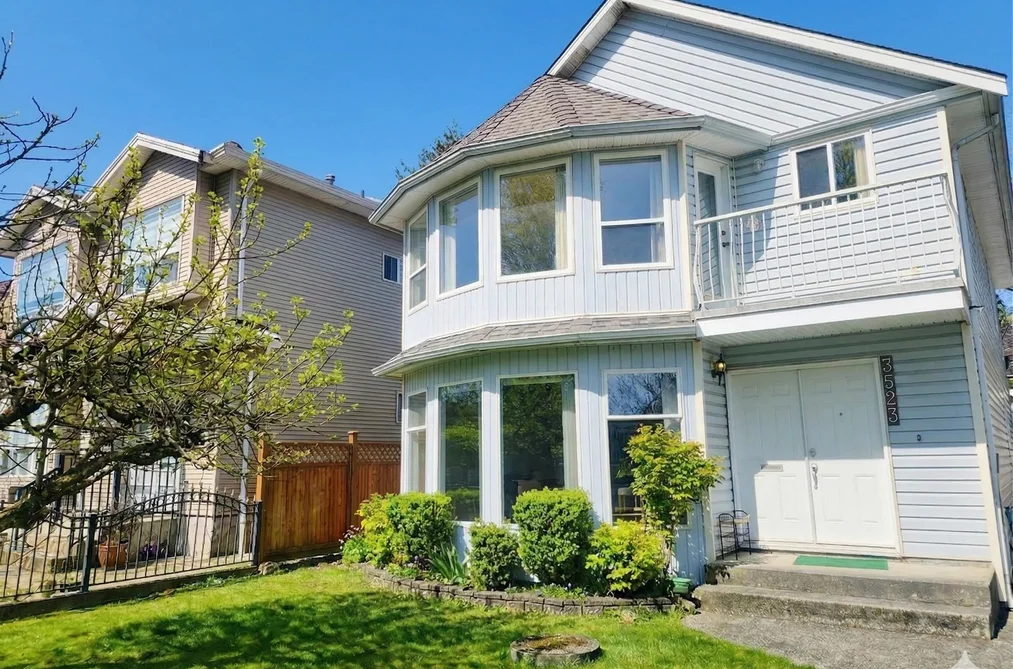 House for sale at 3523 Napier Street Vancouver British Columbia - MLS: R3121217