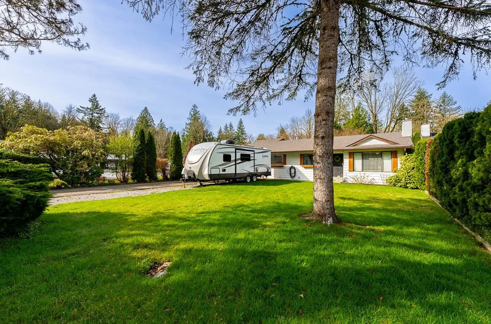 3525 LATIMER STREET, Abbotsford BC V2S 5M9, Abbotsford BC — Residential for Sale - Photo 2