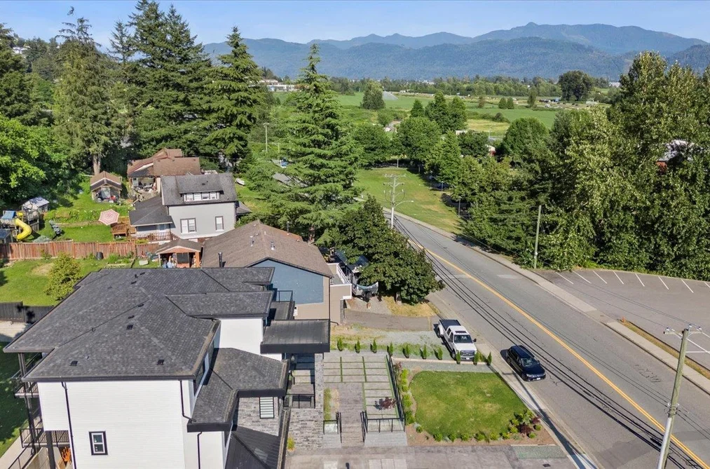 35275 DELAIR ROAD, Abbotsford BC V3G 2E2, Abbotsford BC — Residential for Sale - Photo 5